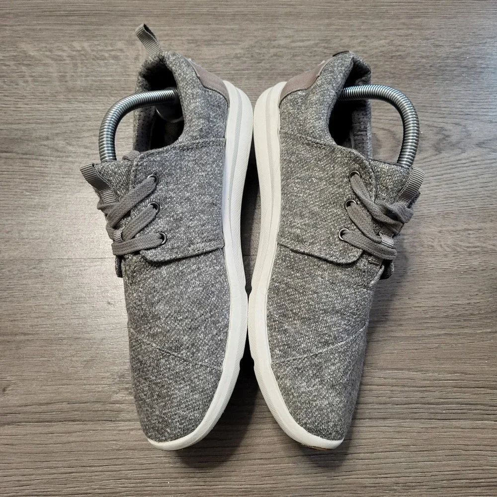 TOMS Del Rey Gray Knit Low Top‎ Lace Up Sneakers Womens size 8 Casual Textile